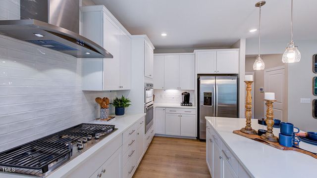 205 Seagraves Creek Lane, Holly Springs, NC 27540