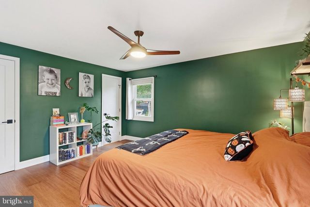 11 CITADEL DR, Camp Hill, PA 17011