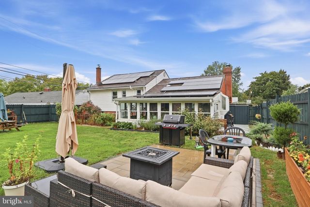11 CITADEL DR, Camp Hill, PA 17011