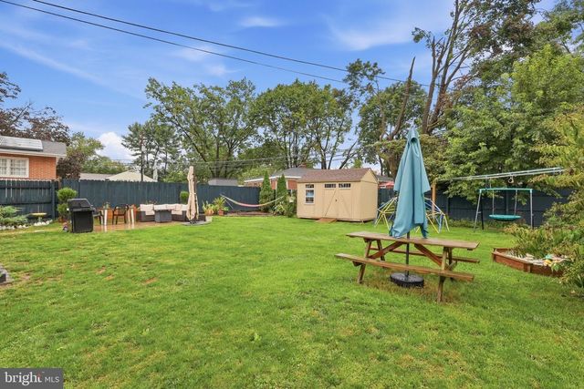 11 CITADEL DR, Camp Hill, PA 17011