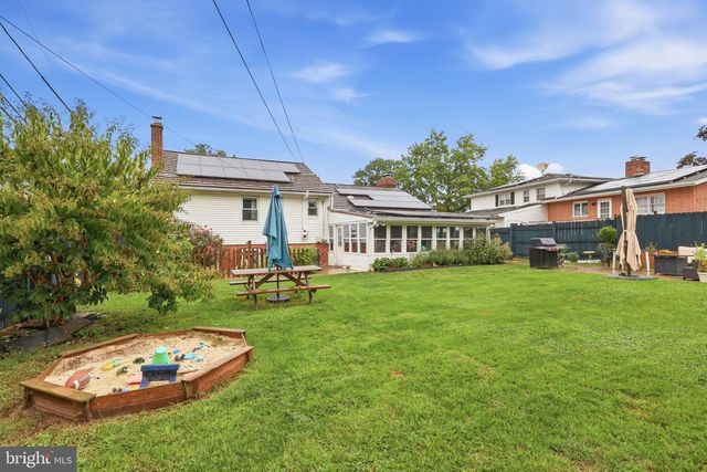 11 CITADEL DR, Camp Hill, PA 17011