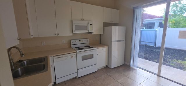 2110 NE 37TH Road, Homestead, FL 33033