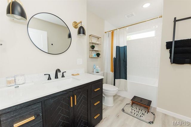 300 E 11th Street, Salem, MO 65560