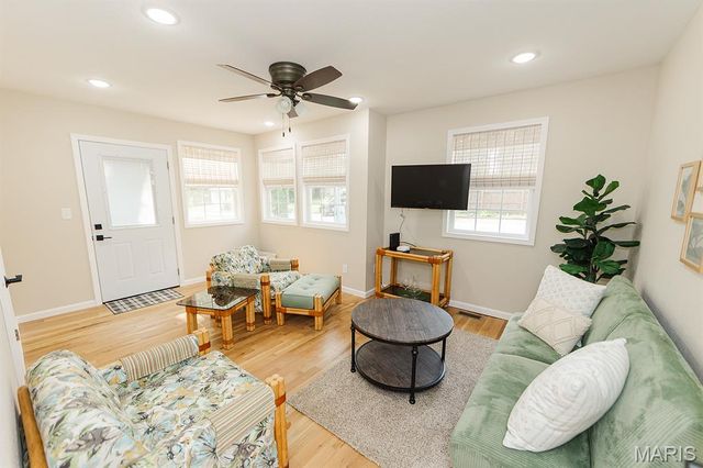 300 E 11th Street, Salem, MO 65560