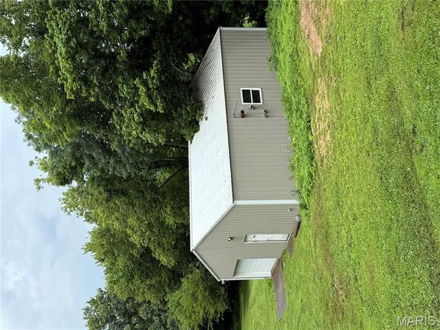 300 E 11th Street, Salem, MO 65560