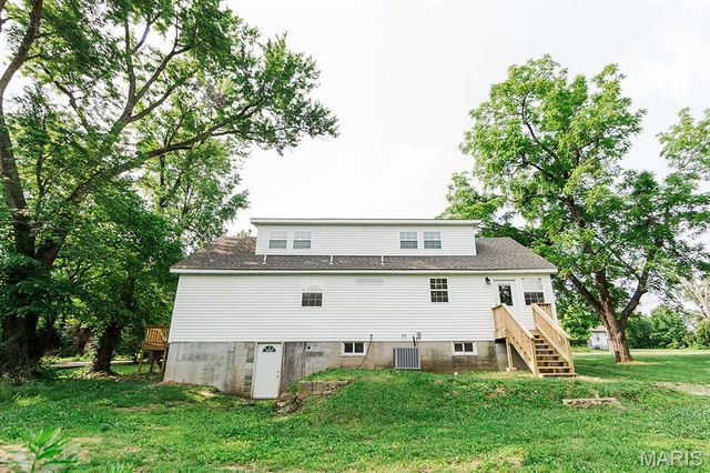 300 E 11th Street, Salem, MO 65560