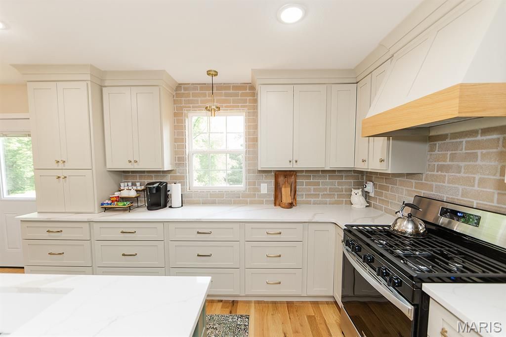 300 E 11th Street, Salem, MO 65560