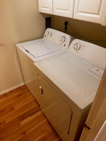49 Oakridge Drive, Londonderry, NH 03053