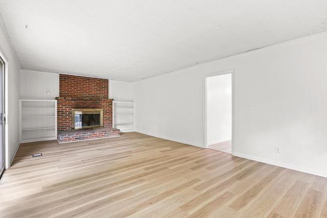 5037 Montcrest Drive, Chattanooga, TN 37416