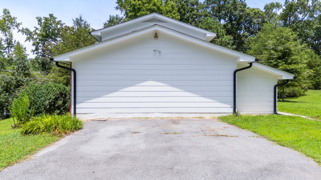 5037 Montcrest Drive, Chattanooga, TN 37416