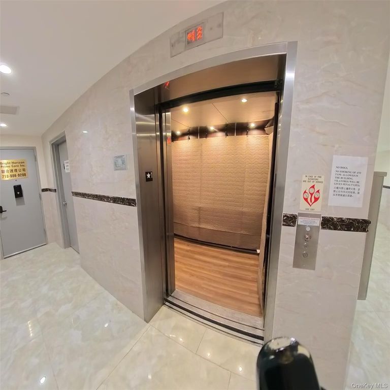 144-69 Barclay Avenue 3C, Flushing, NY 11355 — photo 2