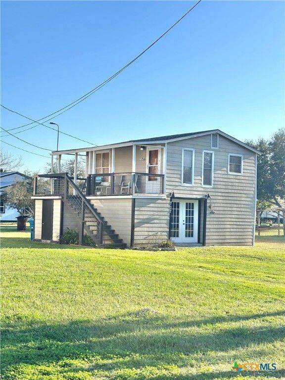 707 W Monroe Avenue, Port O'connor, TX 77982