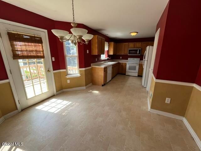 42 Morning Glory Way, Rotterdam, NY 12306