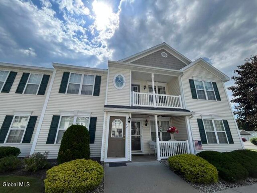 42 Morning Glory Way, Rotterdam, NY 12306