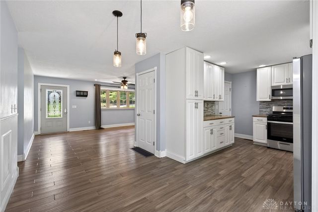 3598 Roselawn Drive, Beavercreek, OH 45430