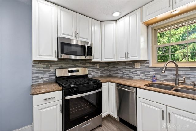 3598 Roselawn Drive, Beavercreek, OH 45430