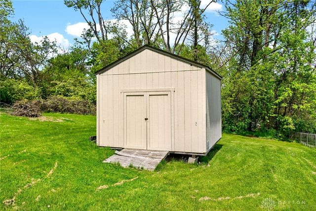 3598 Roselawn Drive, Beavercreek, OH 45430