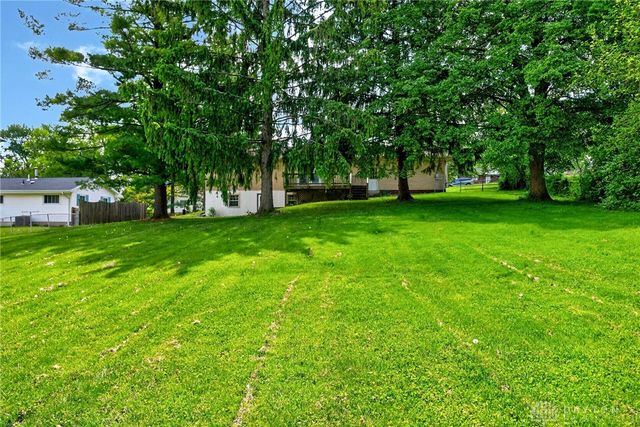 3598 Roselawn Drive, Beavercreek, OH 45430