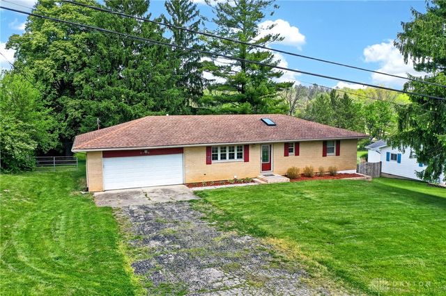 3598 Roselawn Drive, Beavercreek, OH 45430