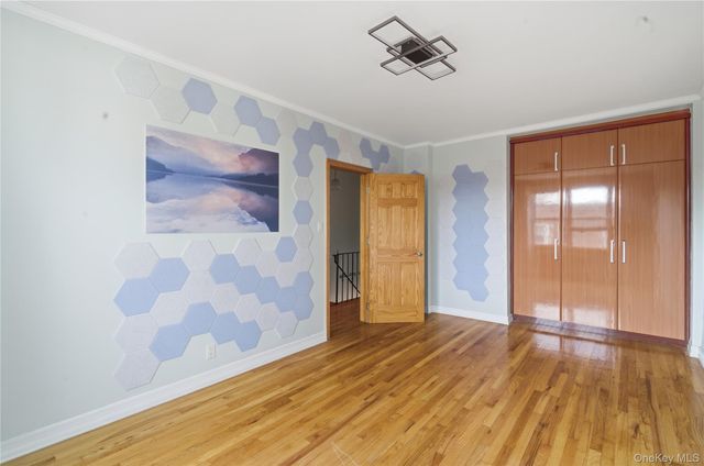 7285 YELLOWSTONE BLVD, Forest Hills, NY 11375