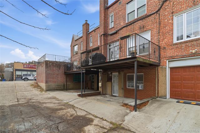 7285 YELLOWSTONE BLVD, Forest Hills, NY 11375