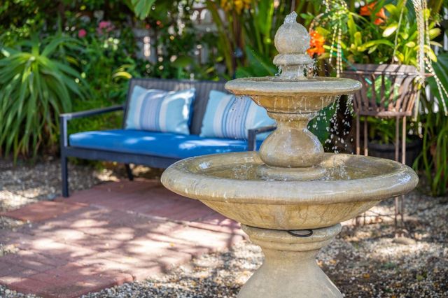 1 Serrano Way, Del Rey Oaks, CA 93940