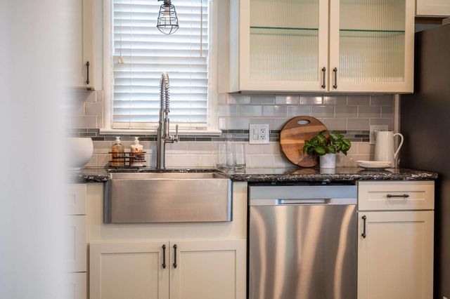 1 Serrano Way, Del Rey Oaks, CA 93940