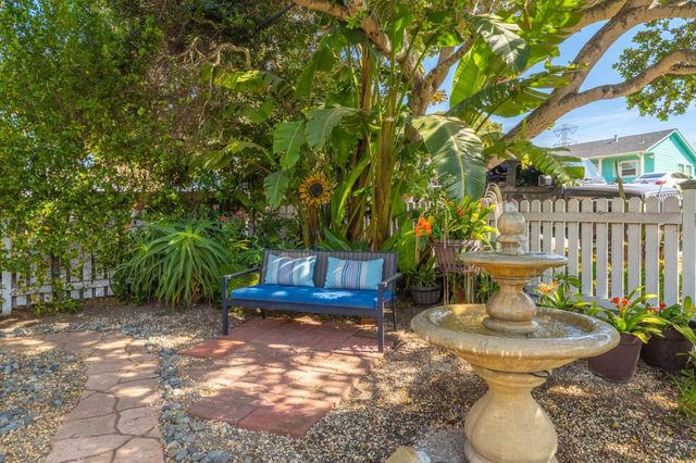 1 Serrano Way, Del Rey Oaks, CA 93940