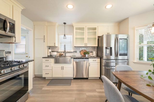 1 Serrano Way, Del Rey Oaks, CA 93940