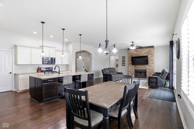 13668 Blooming Orchard Drive, Fishers, IN 46038