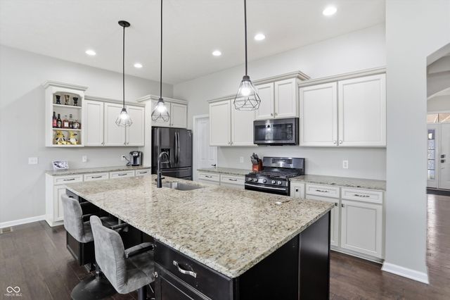 13668 Blooming Orchard Drive, Fishers, IN 46038