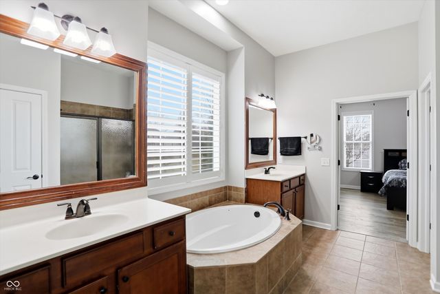 13668 Blooming Orchard Drive, Fishers, IN 46038