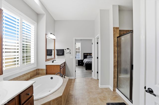 13668 Blooming Orchard Drive, Fishers, IN 46038