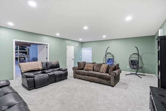 13668 Blooming Orchard Drive, Fishers, IN 46038