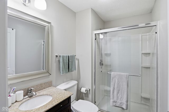 13668 Blooming Orchard Drive, Fishers, IN 46038