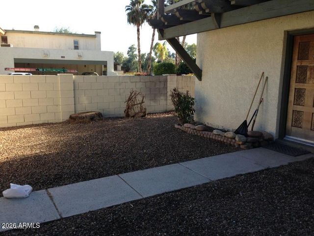 4852 E EUCLID Avenue 1, Phoenix, AZ 85044