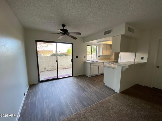 4852 E EUCLID Avenue 1, Phoenix, AZ 85044