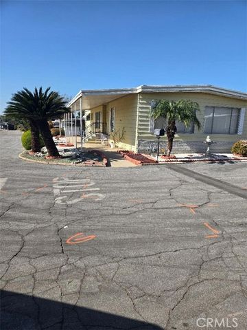 840 E Foothill, Azusa, CA 91702