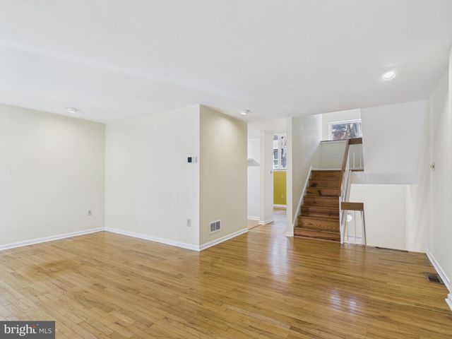 2036 APPLETREE ST, Philadelphia, PA 19103