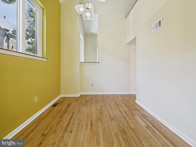2036 APPLETREE ST, Philadelphia, PA 19103