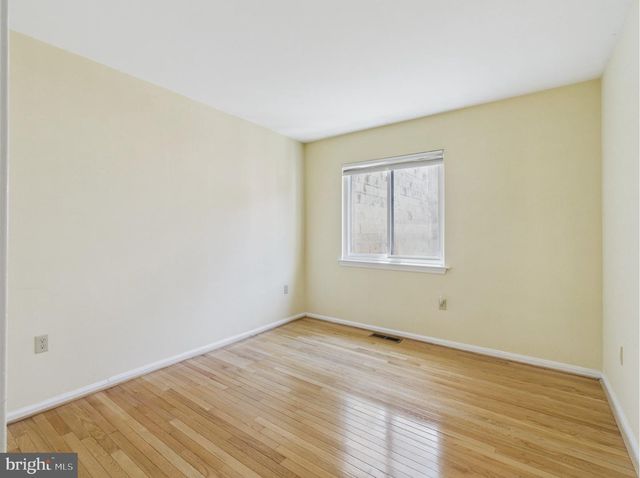 2036 APPLETREE ST, Philadelphia, PA 19103
