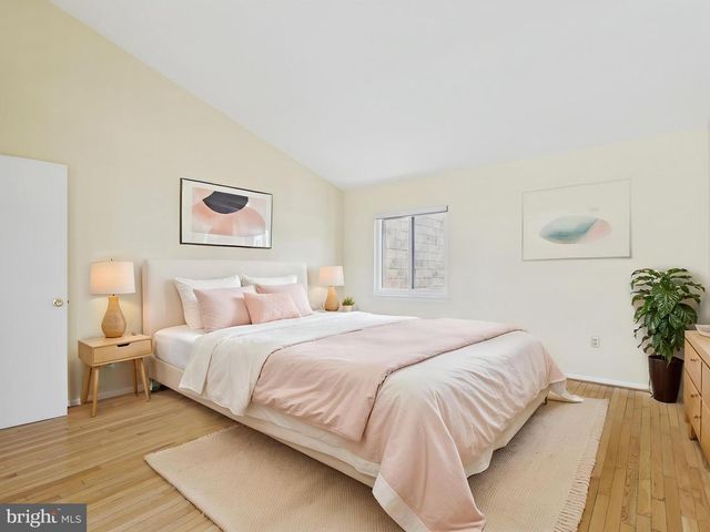 2036 APPLETREE ST, Philadelphia, PA 19103