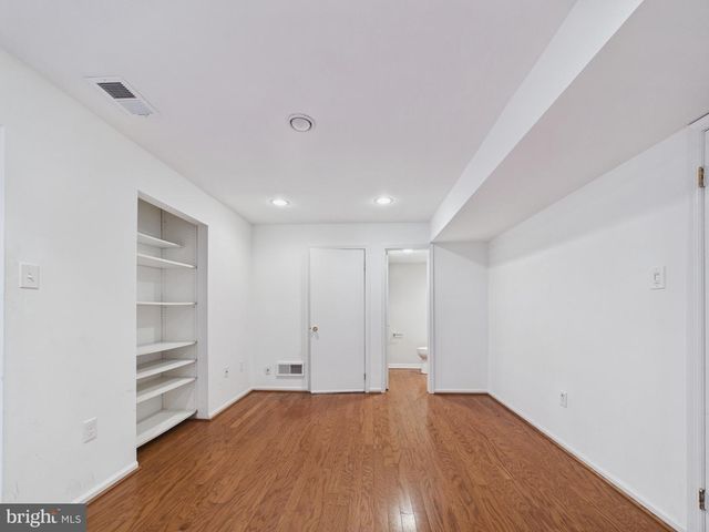 2036 APPLETREE ST, Philadelphia, PA 19103