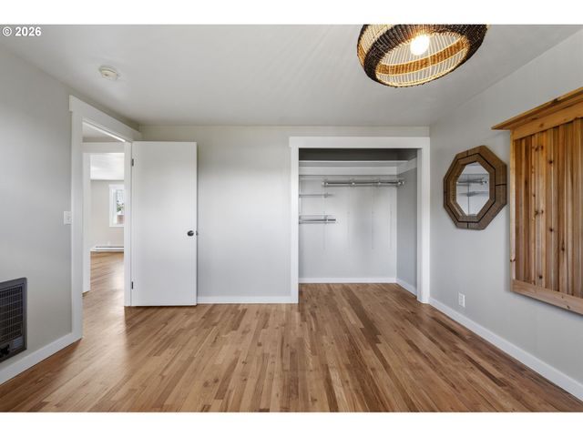 622 51ST St, Springfield, OR 97478