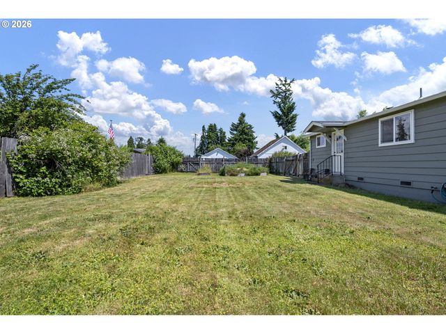 622 51ST St, Springfield, OR 97478
