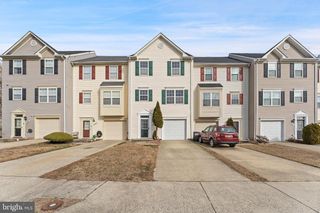 7989 FLAGER CIR, Manassas, VA 20109