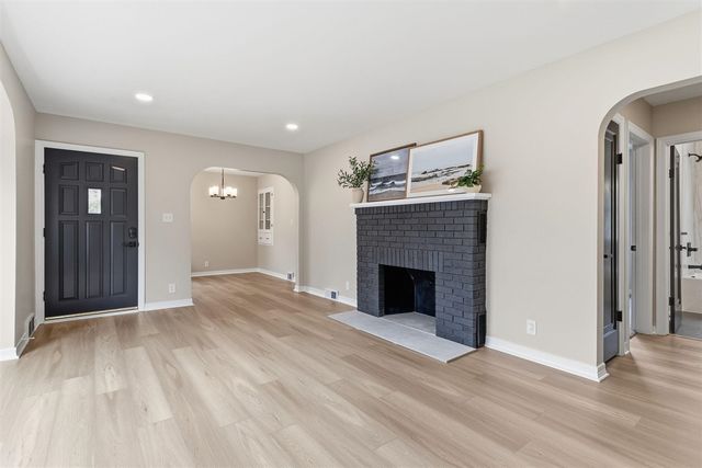 15769 Mercury Drive, Grand Haven, MI 49417