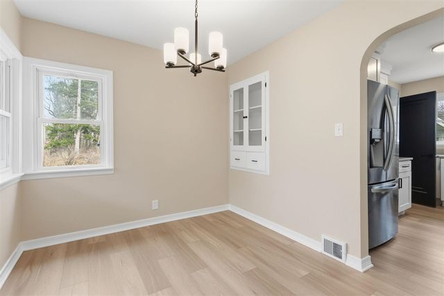 15769 Mercury Drive, Grand Haven, MI 49417