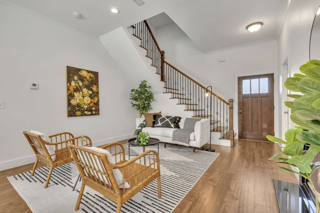 1209 Hawkins St Apt 4, Nashville, TN 37203