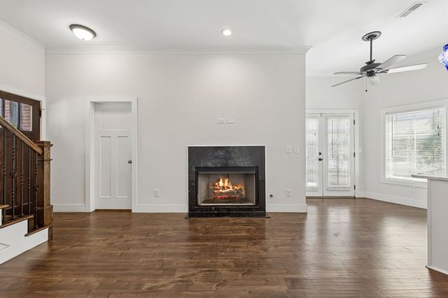 1209 Hawkins St Apt 4, Nashville, TN 37203